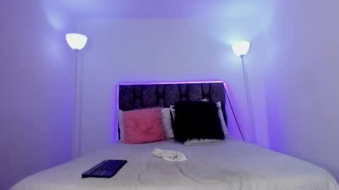 Michelle online show from October 11, 1:46 pm