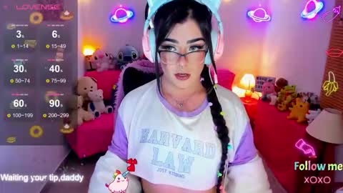   online show from November 23, 6:37 am