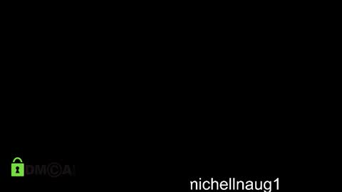 Snapshot of michellnaug chatting on October 29, 3:15 am MICHELNAUG online show from October 29, 3:15 am