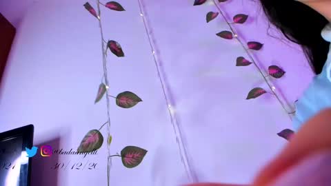       online show from December 31, 1:04 am