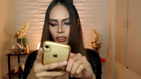 Mistress MikeyAlawi online show from December 8, 7:37 am