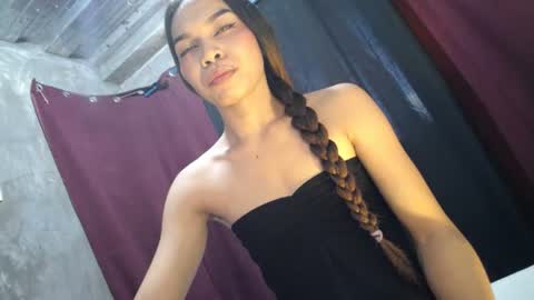 mila_seductressxx online show from June 17, 12:55 am