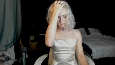 Milena online show from December 8, 10:08 am
