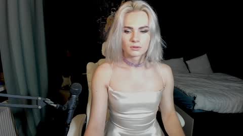 Milena online show from December 13, 4:43 am