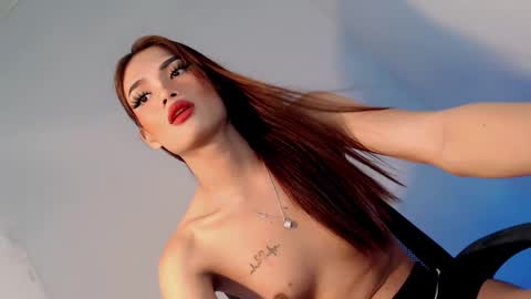 Zoey online show from February 12, 6:19 am