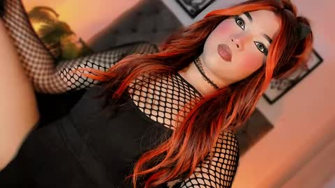 miss_zz online show from April 11, 12:20 pm