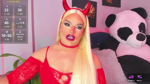 kassandra lazcano online show from October 1, 1:50 am