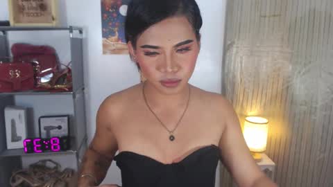 misstrishontop online show from September 24, 2:56 pm