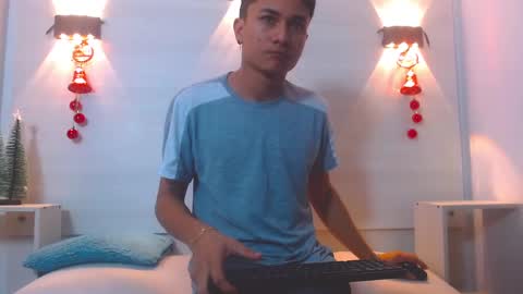 Molly Spears online show from December 18, 11:24 am