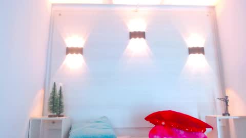 Molly Spears online show from January 8, 11:32 am