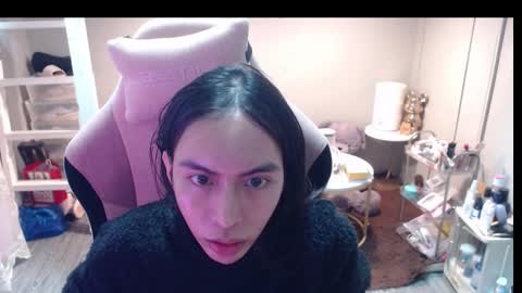 ELYSE A SIMPLE GIRL online show from January 16, 2:46 pm