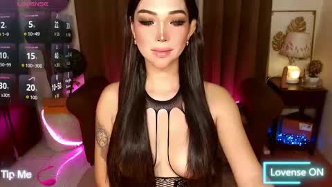 Snapshot of mouthwatering_ayesha chatting on September 23, 4:51 am mouthwatering_ayesha online show from September 23, 4:51 am