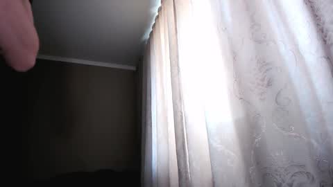 Snapshot of mrediana chatting on September 15, 5:34 am mrediana online show from September 15, 5:34 am