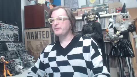 Muziknerd online show from December 28, 2:33 am