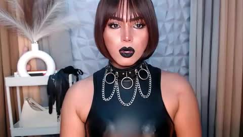 Snapshot of mysterious_diva chatting on October 17, 2:42 pm SUPPORT GODDESS TRISHA AND DONT FORGET TO FOLLOW ME online show from October 17, 2:42 pm