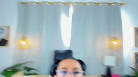 Nahomy Whitte online show from April 1, 1:12 pm