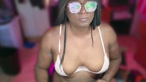 Naomi online show from January 1, 5:22 pm