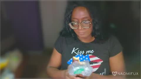 Naomi online show from February 17, 7:25 am