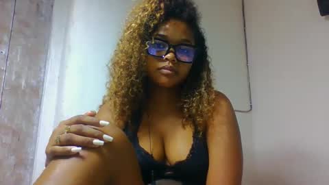 natachazz online show from March 27, 9:43 am