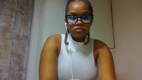 natachazz online show from April 3, 3:32 pm