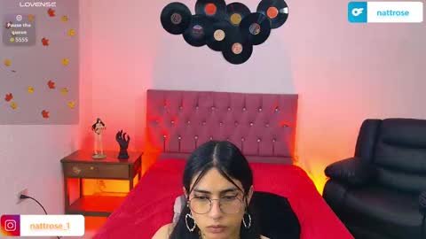 Snapshot of nattrose_ chatting on September 17, 12:10 pm Natt online show from September 17, 12:10 pm