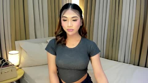 naughty_hunk_yuki online show from April 6, 5:41 am