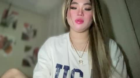 Rose Wilson online show from February 4, 6:04 am