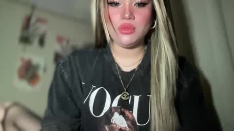 Rose Wilson online show from February 27, 4:41 am