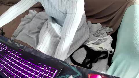 niirvana7 online show from September 12, 2:46 pm