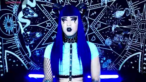 caroline online show from September 11, 1:15 am