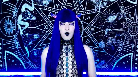 caroline online show from November 30, 1:19 am