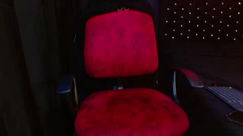 Noha Thomson online show from November 25, 5:20 am