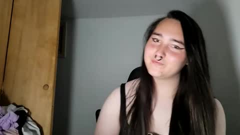 nonbinarybeauty20 online show from September 11, 3:04 am