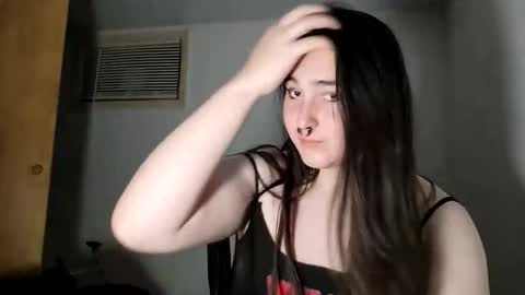 nonbinarybeauty20 online show from December 22, 9:36 am