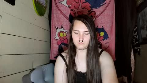 nonbinarybeauty20 online show from July 7, 8:18 am
