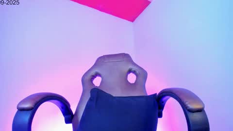 Nova online show from September 9, 12:09 am