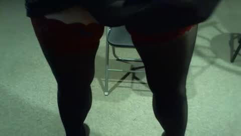 nylonslutbitch online show from November 18, 9:48 pm