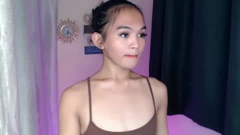 ITS ME NYXIEE online show from November 23, 3:36 pm