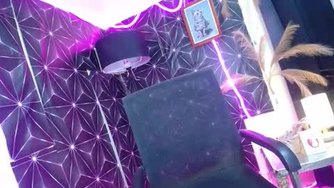 Kyla online show from February 15, 7:51 am