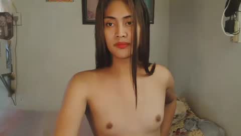 Snapshot of onlyjulia25 chatting on October 12, 4:48 am onlyjulia25 online show from October 12, 4:48 am
