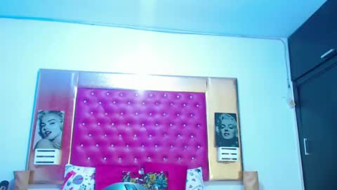 Oriana online show from January 7, 11:45 pm