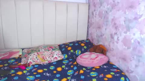 Snapshot of pamela_and_eva chatting on December 24, 11:06 am pamelaa Viscontty online show from December 24, 11:06 am