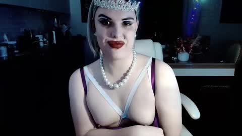 Sarina Williams online show from October 28, 11:52 am