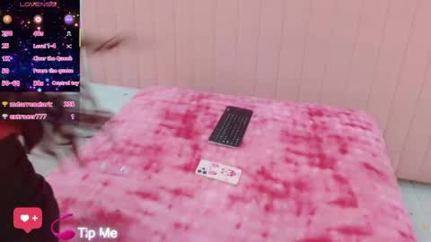 party_fre_girl online show from April 11, 7:45 am