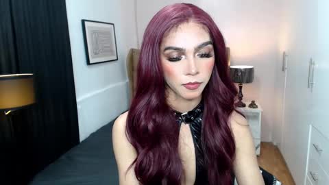 Pearl online show from January 16, 3:02 pm