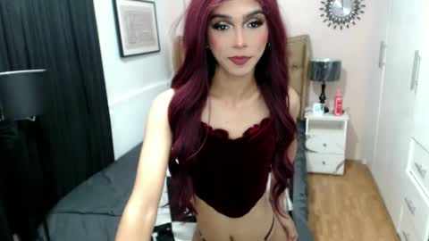 Pearl online show from January 25, 12:38 am