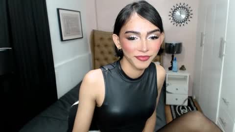 Pearl online show from February 13, 1:22 am