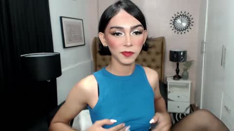 Pearl online show from February 26, 12:49 am