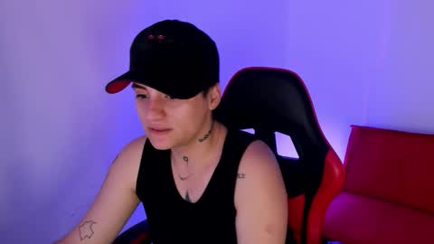 peytonbox online show from December 1, 11:34 am