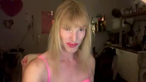 pinkfag online show from October 2, 4:50 pm